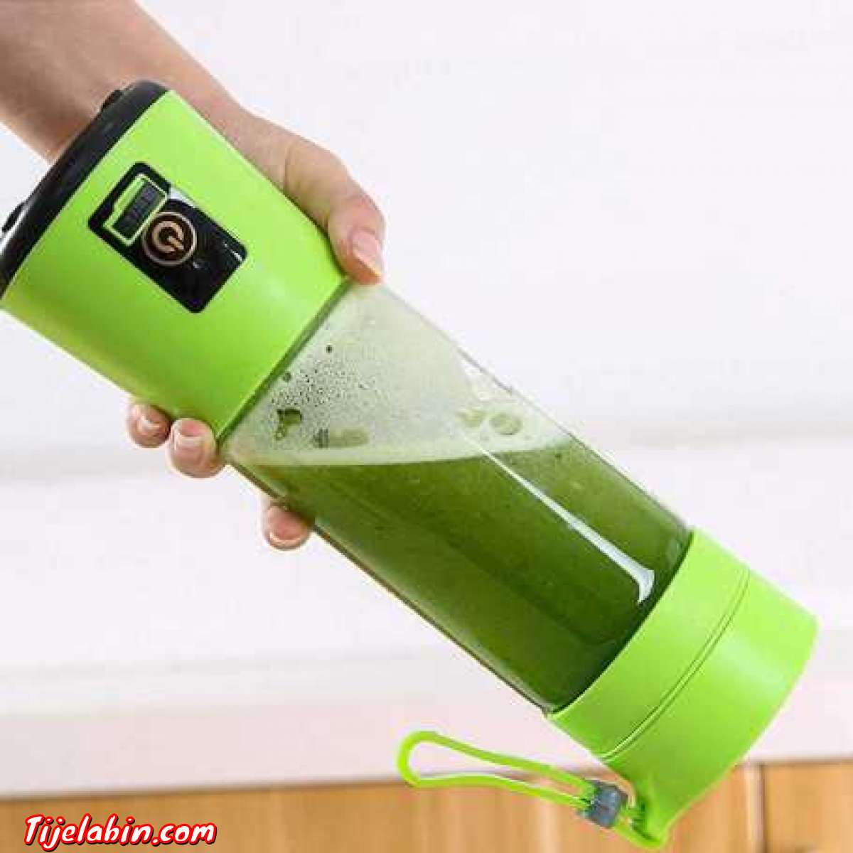 MINI MIXEUR DES FRUITS RECHARGEABLEبسعر معقول جدا