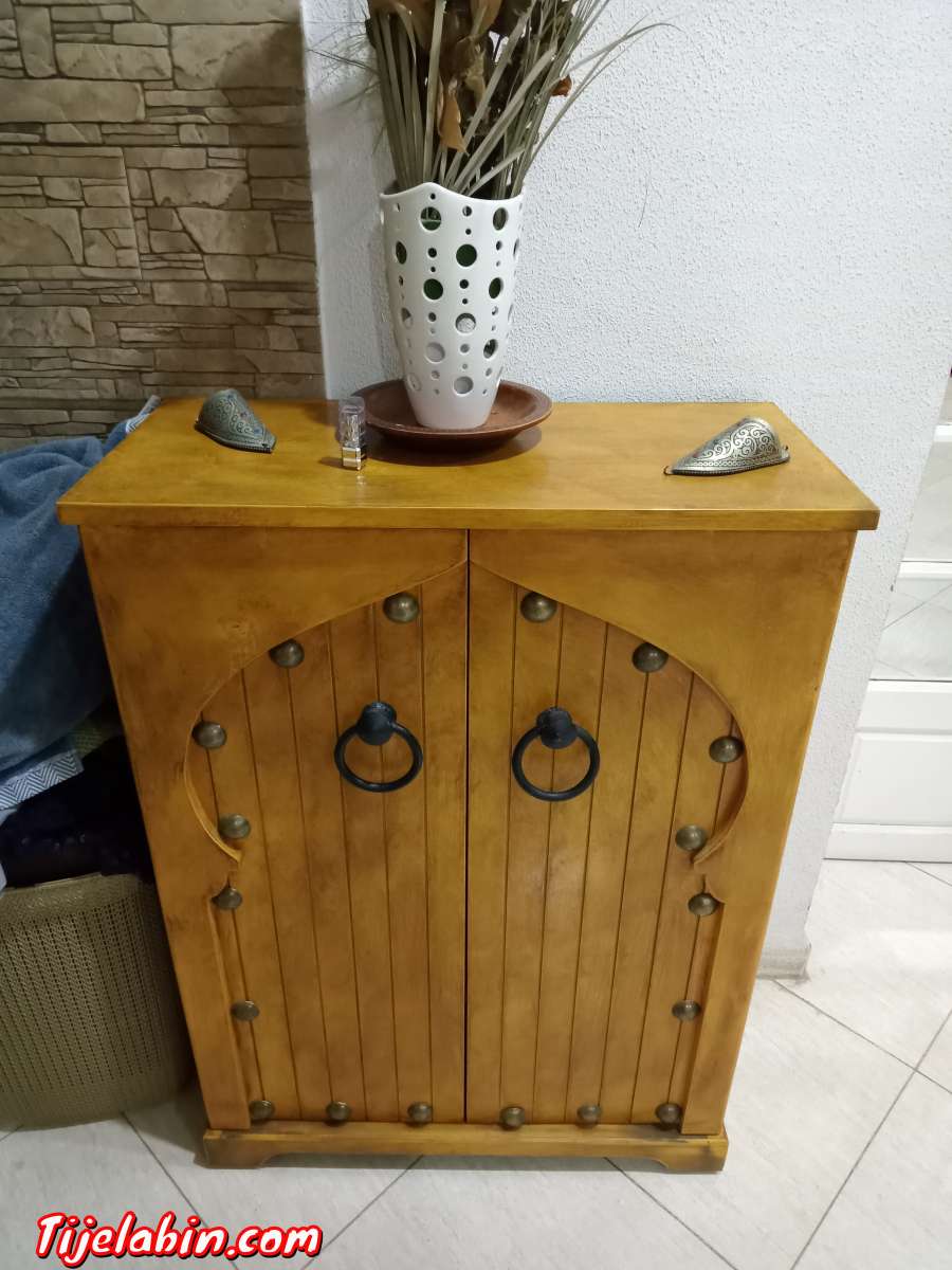 armoire.