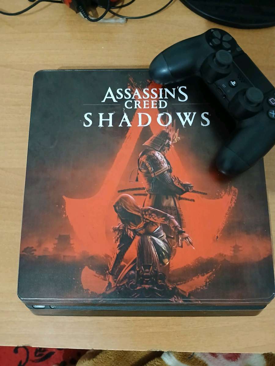 ps4 slim 500Gb