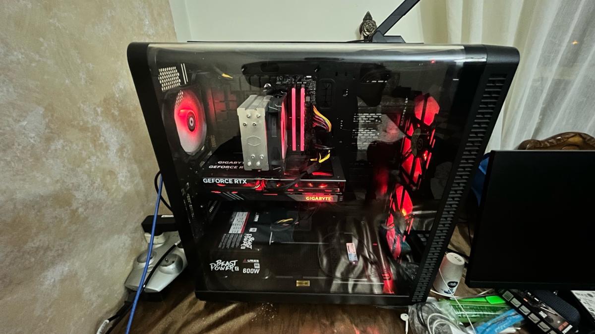 pc gamer workstation