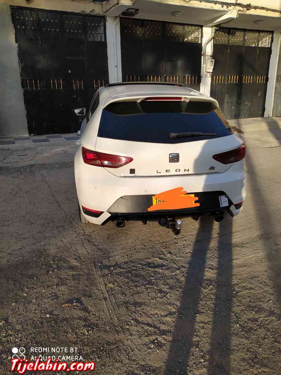 Seat Lion 2015 très propres kilométrage 97mil - Abi Youcef, Tizi Ouzou - Tijelabin