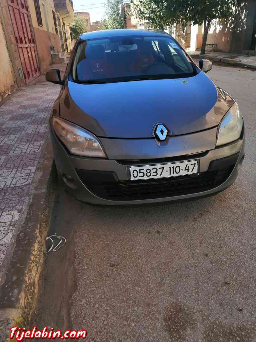megane 3 Lacoste - Aflou, Laghouat