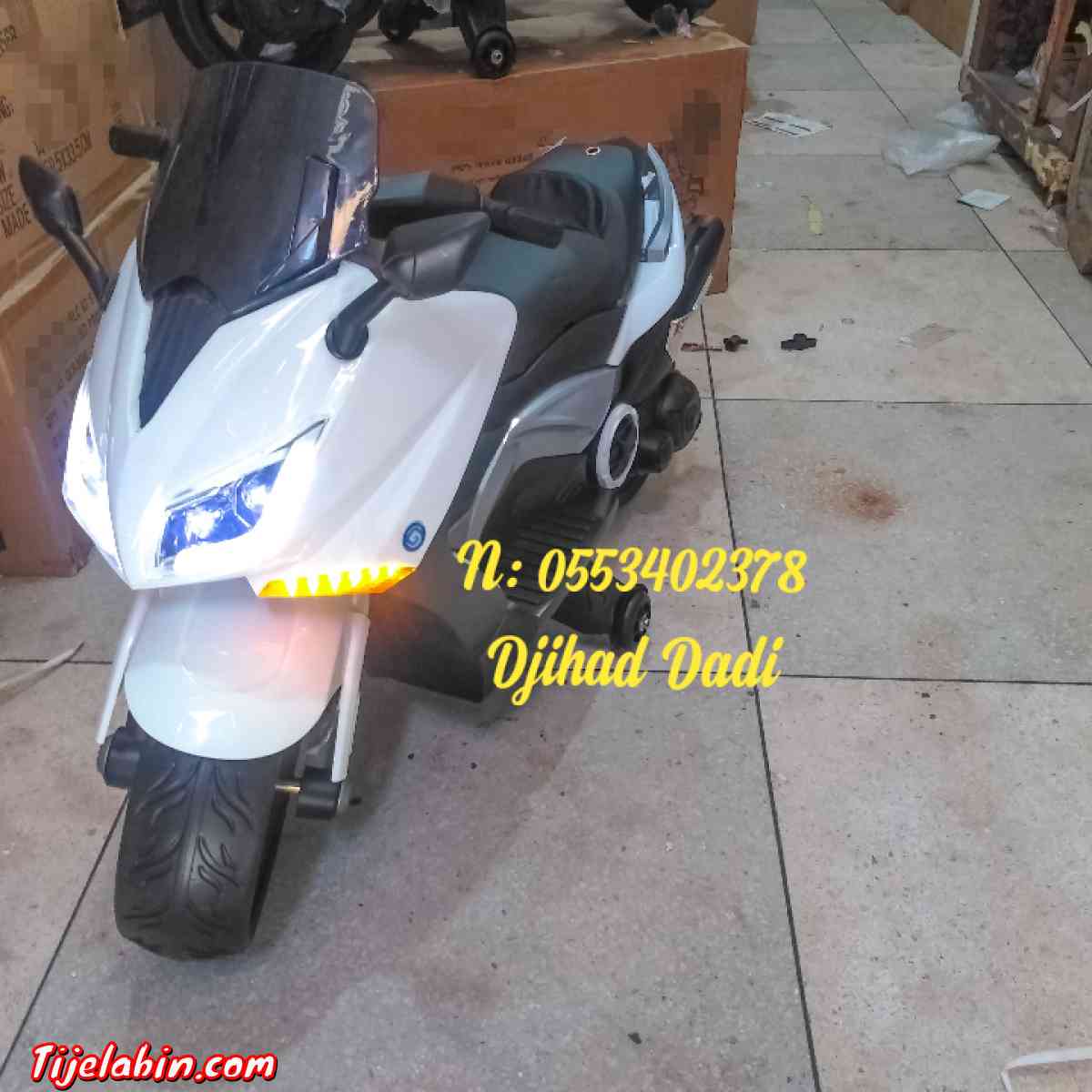 سيارة كدراجة كهربائية للأطفال الصغار   ‏ ‏moto ‎électrique ‎ - Dar El Beida, Alger - Tijelabin