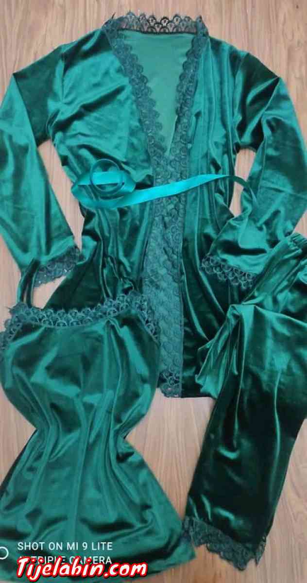 Ensemble femme 3 pièces katifa royale 450 grammes  - Bab El Oued, Alger