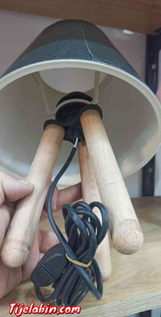 une Vailleuse  1950 da - Ouled Fayet, Alger