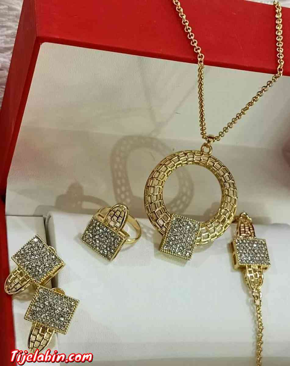 بلاكي قرونتي إستعمال يومي - El Eulma, Setif - Tijelabin