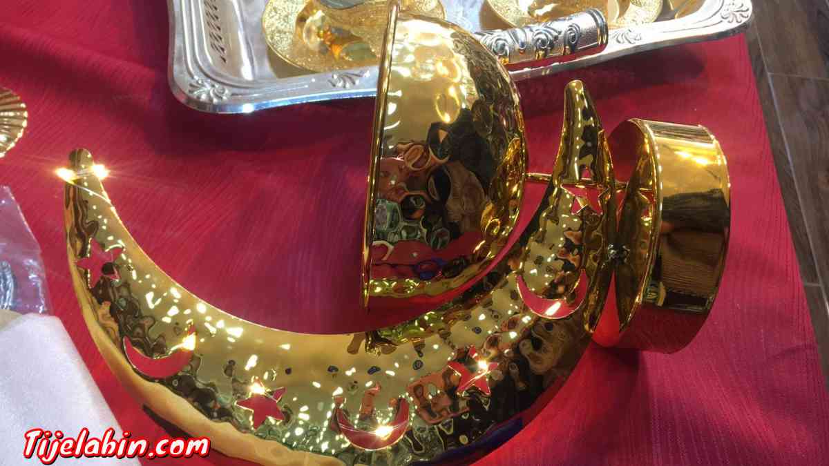 Porte noix lumineux - Ouled Fayet, Alger - Tijelabin