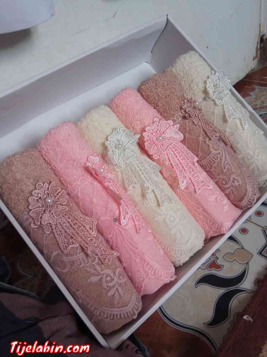 مناشف خاصة بالعرائس - Ain Bessam, Bouira - Tijelabin