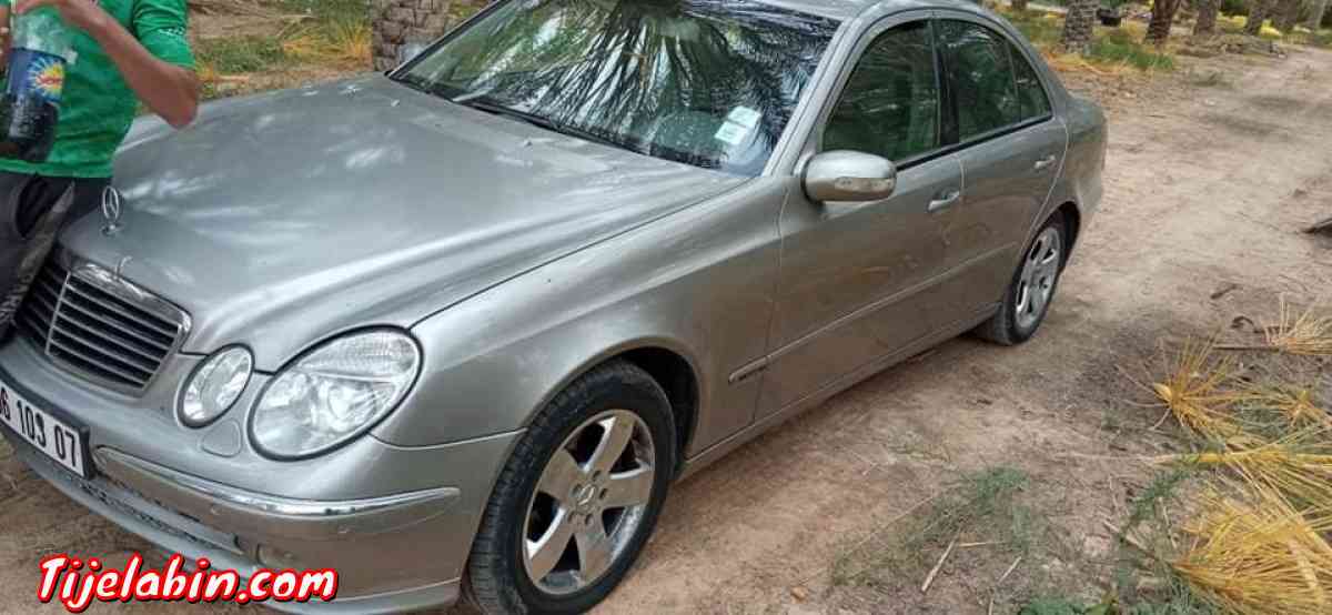 Mercedes classe e e220 2003 - Ech Chaiba, Biskra - Tijelabin