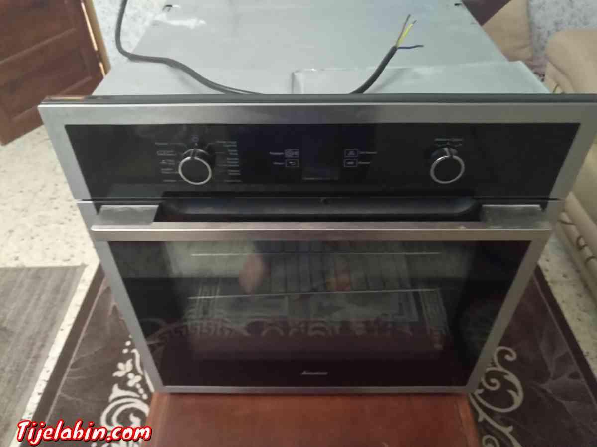 four encastrable pyrolyse électrique - Ain Benian, Alger - Tijelabin