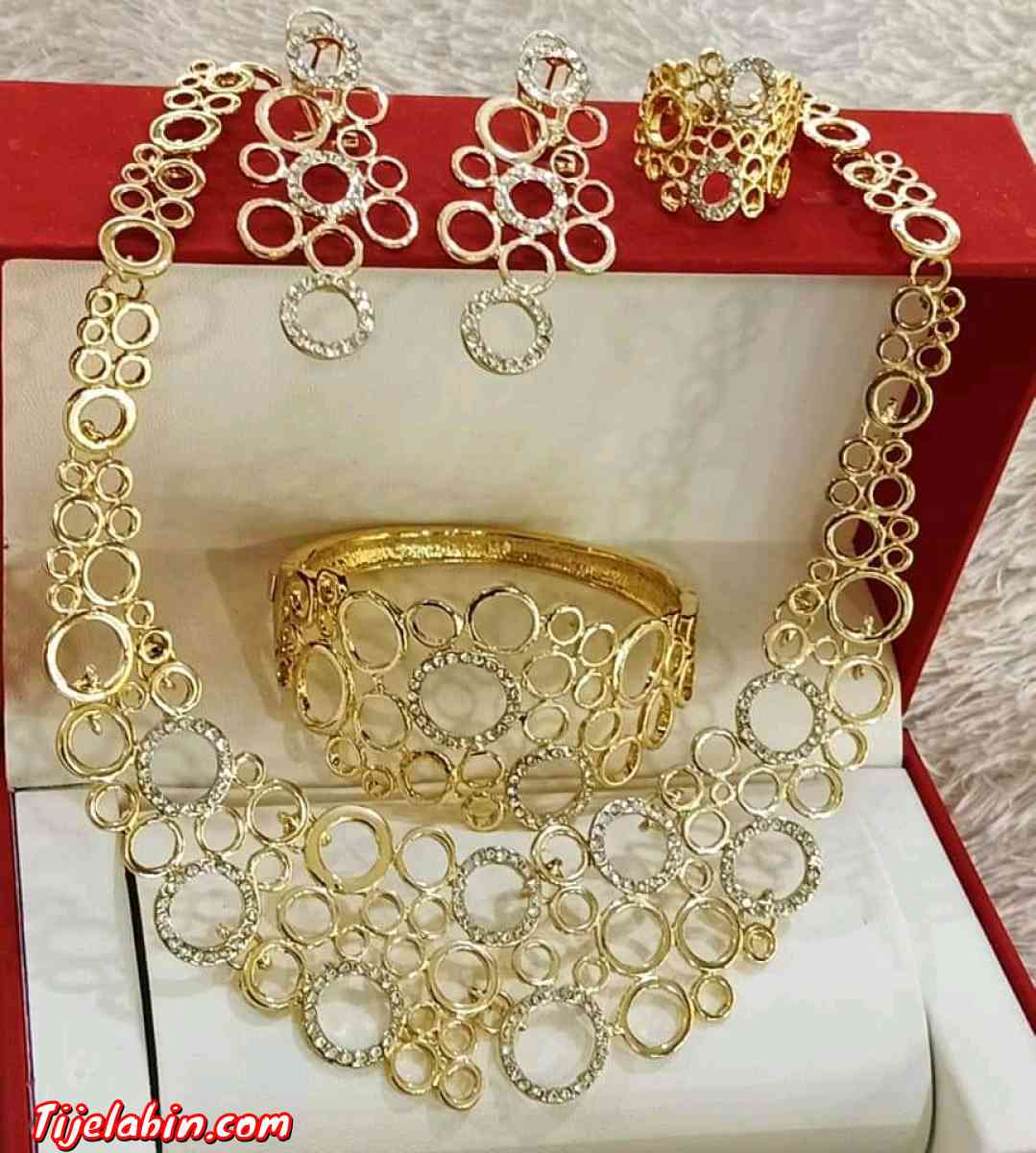 بارير بلاكي قرونتي - Adekar, Béjaïa - Tijelabin