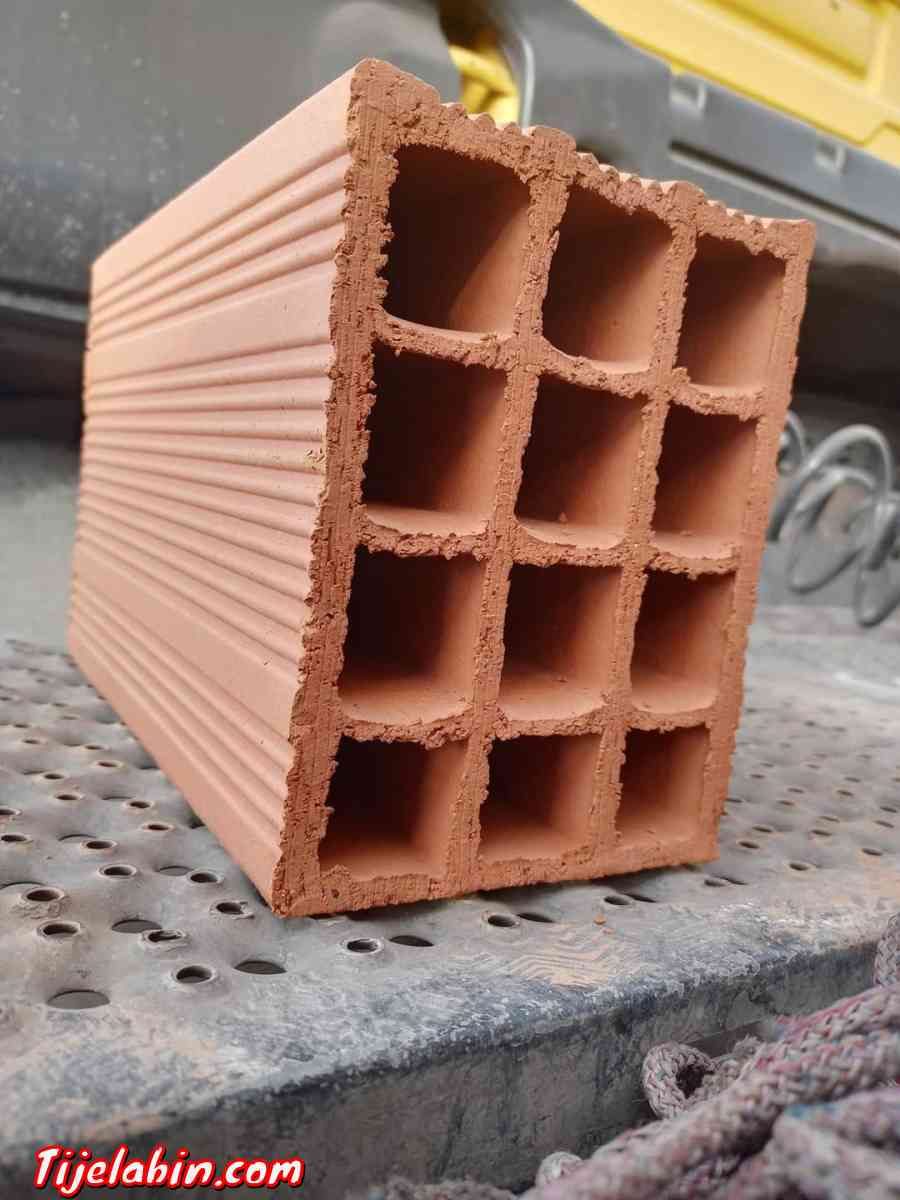 brique 8trous et 12trous