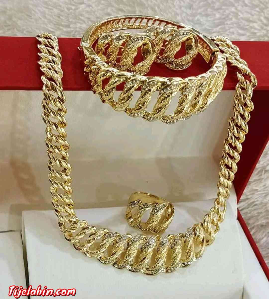 بارير بلاكي قرونتي - Adekar, Béjaïa - Tijelabin