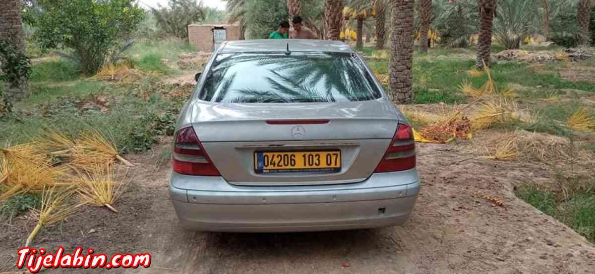 Mercedes classe e e220 2003 - Ech Chaiba, Biskra - Tijelabin