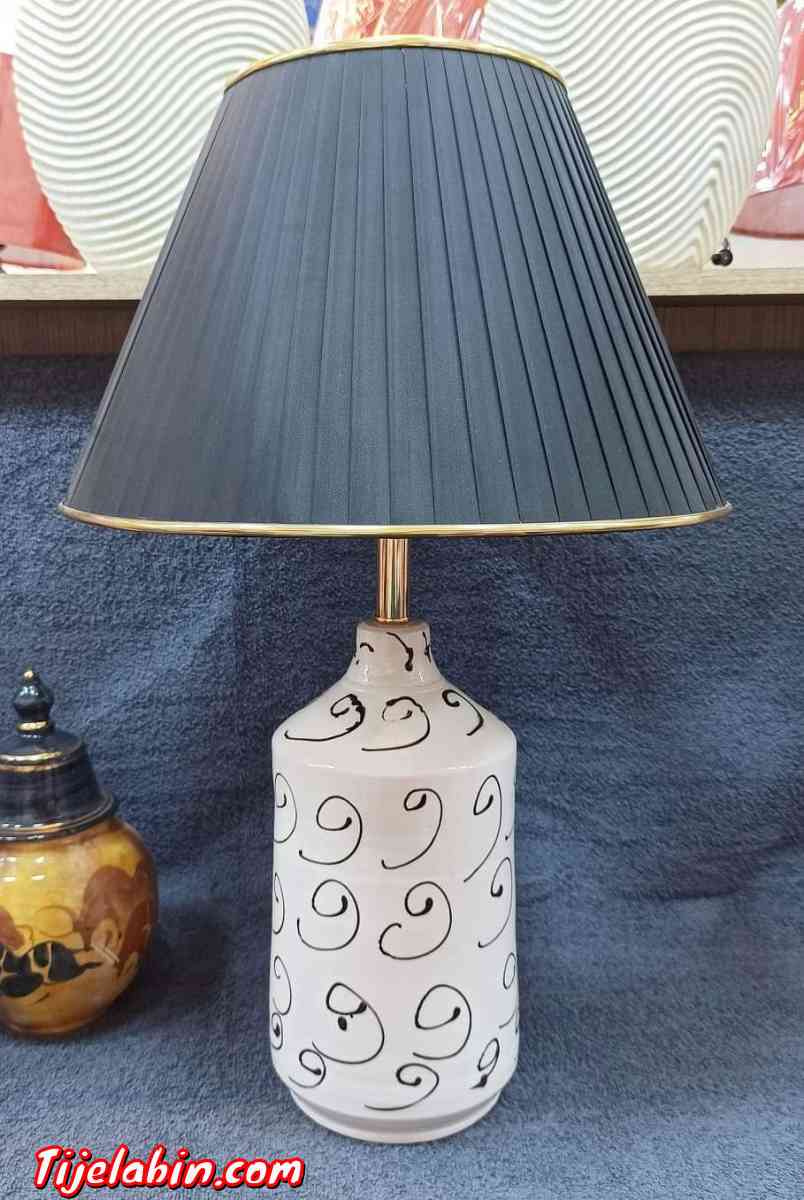 lampe de chevet - Ouled Fayet, Alger - Tijelabin