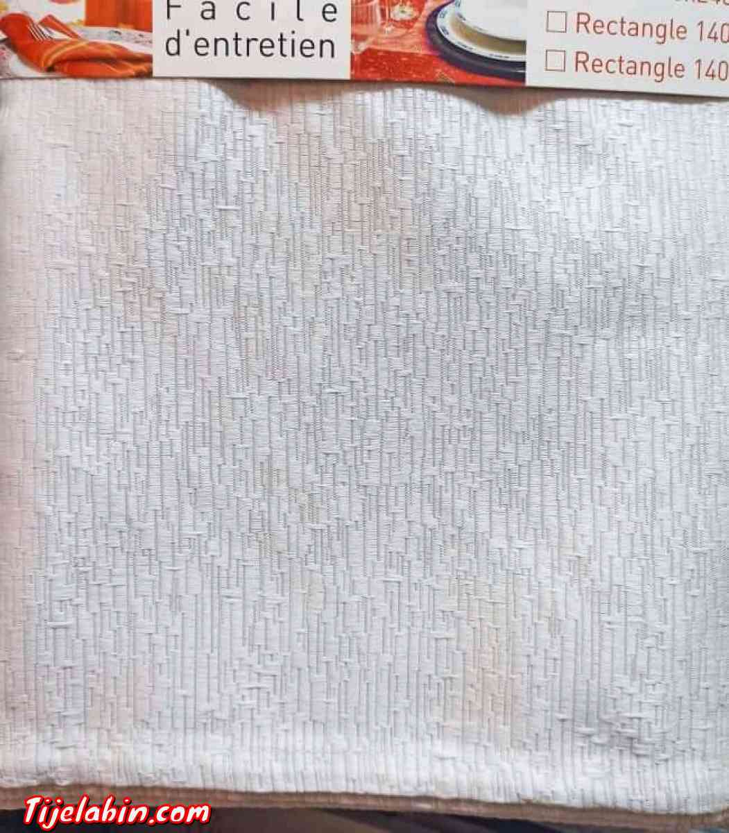 des nappes antitaches - Ouled Fayet, Alger - Tijelabin