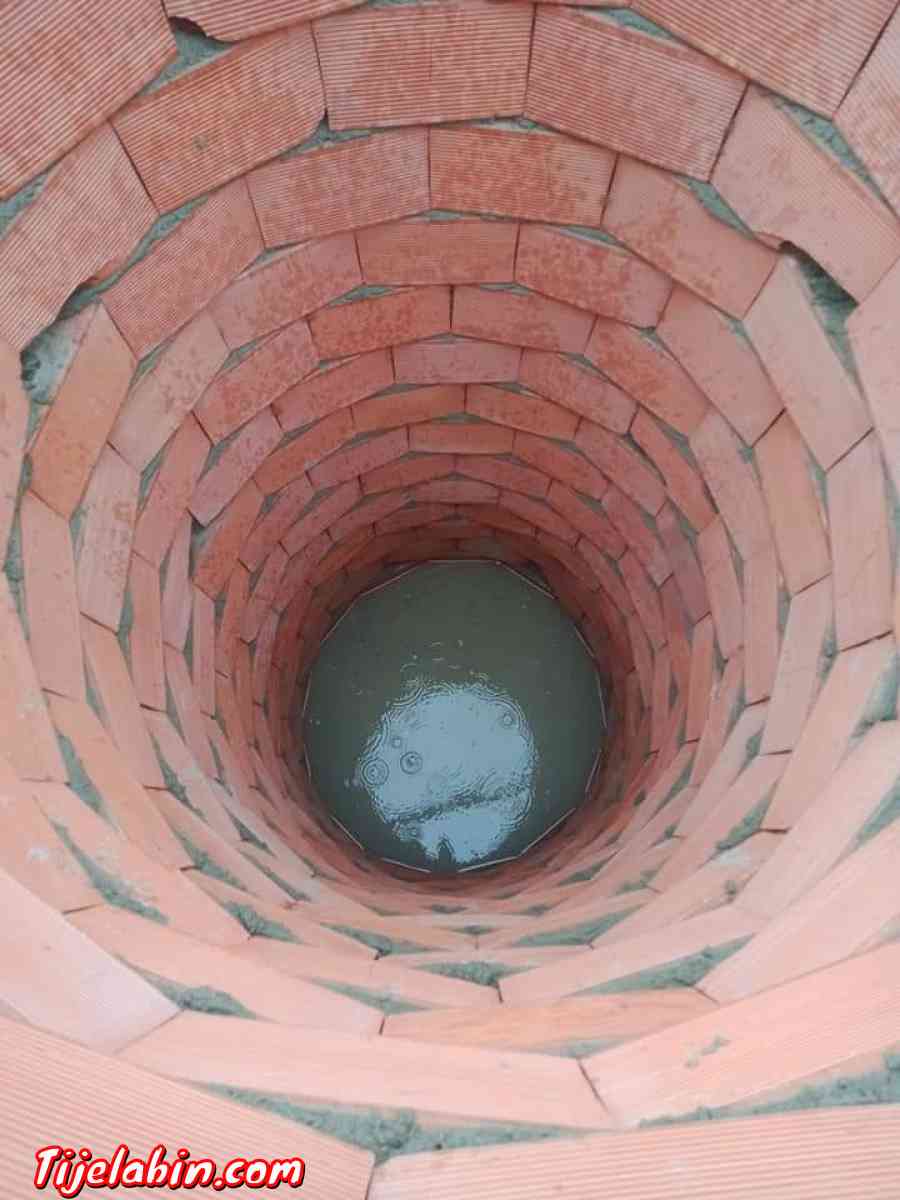 حفر آبار تقليدية - Adekar, Béjaïa - Tijelabin