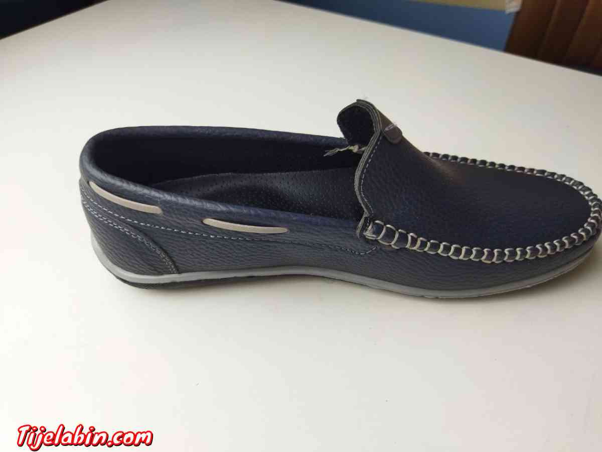 حذاء  من الجلد المميز - Ain Djasser, Batna - Tijelabin