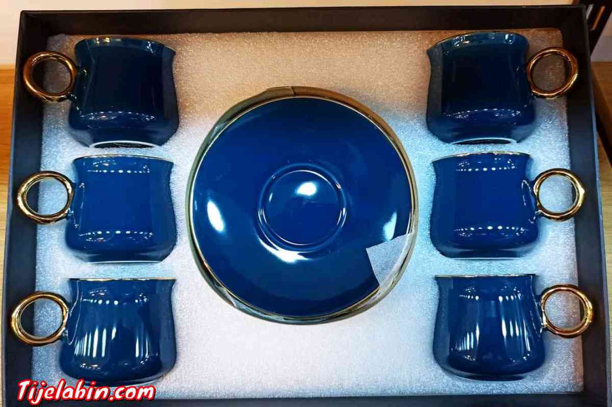 services a café 12 pièces - Ouled Fayet, Alger - Tijelabin