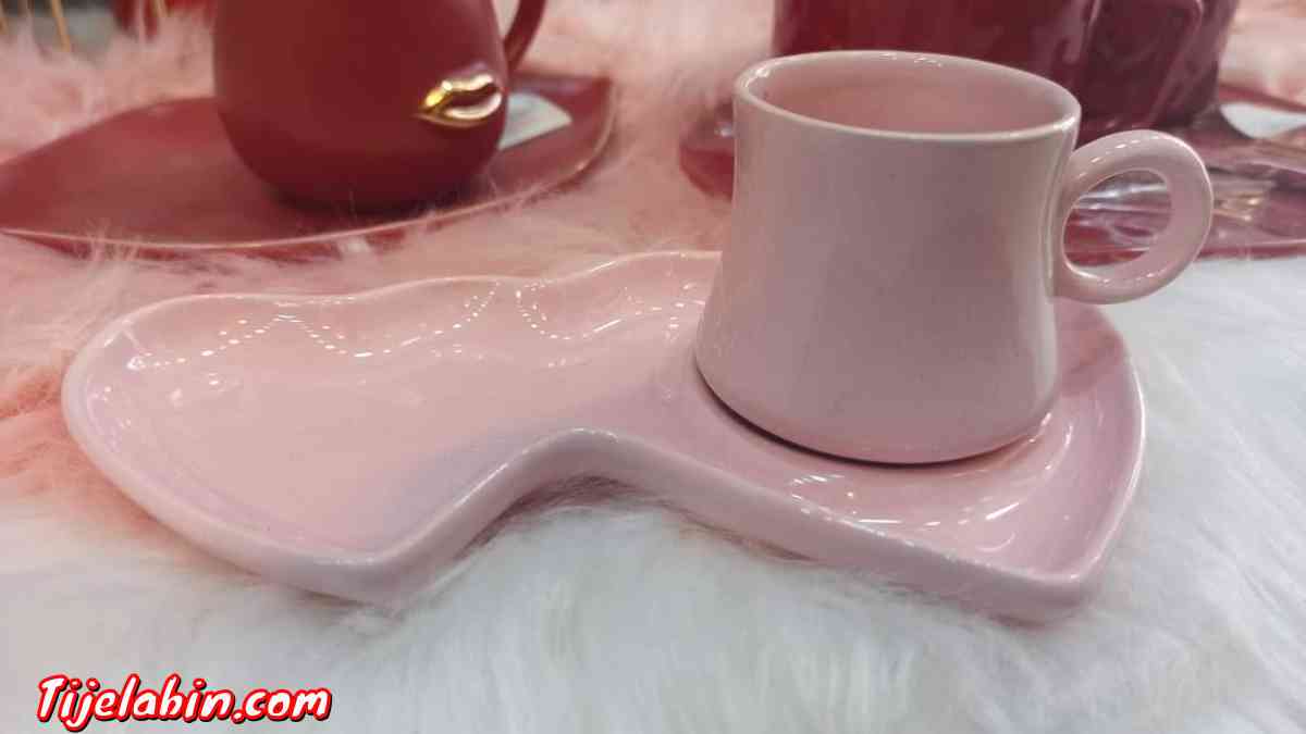 tasses - Ouled Fayet, Alger - Tijelabin