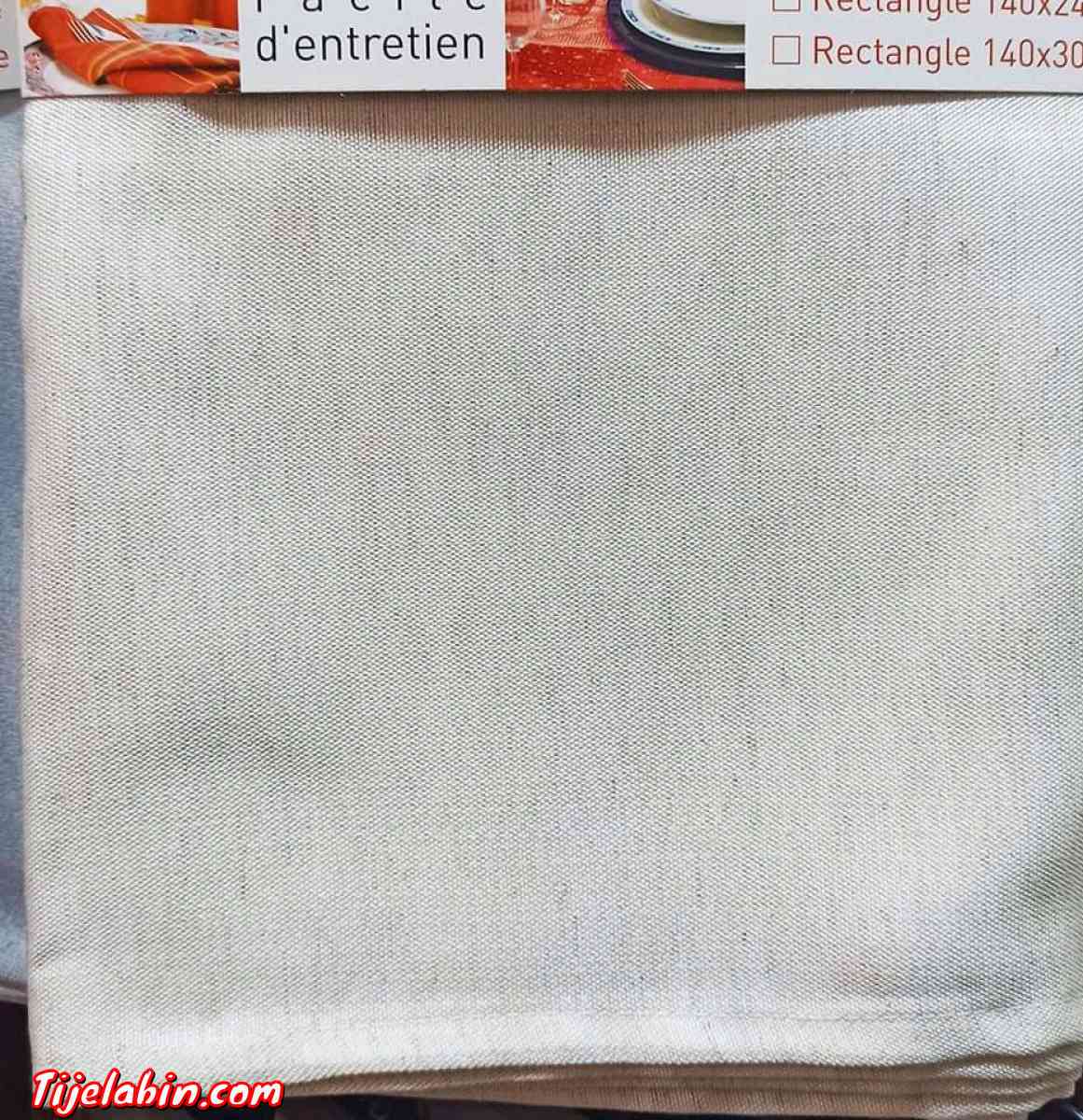 des nappes antitaches - Ouled Fayet, Alger