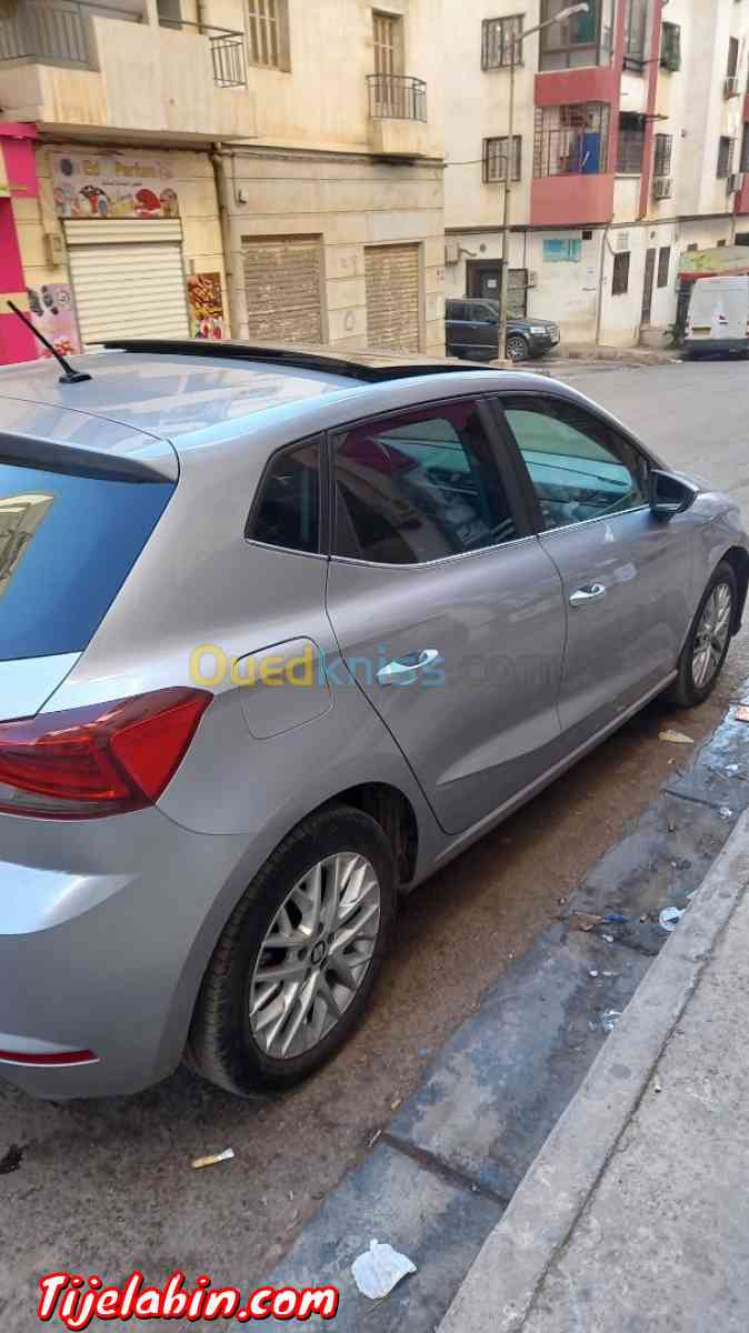 سيارة ايبز - Abdelmalek Ramdane, Mostaganem - Tijelabin