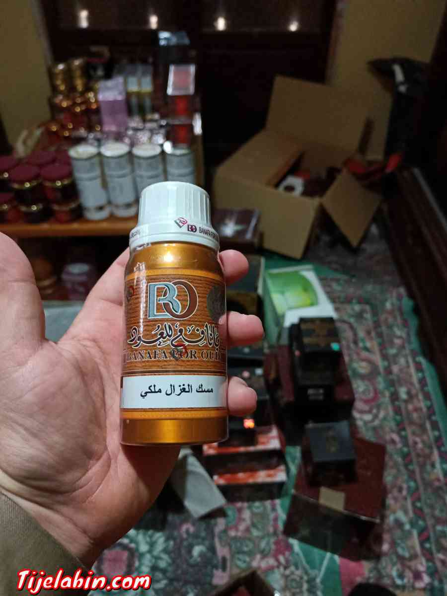 بخور وعطور أصلية من بنافع للعود سعودية - Bouzareah, Alger - Tijelabin