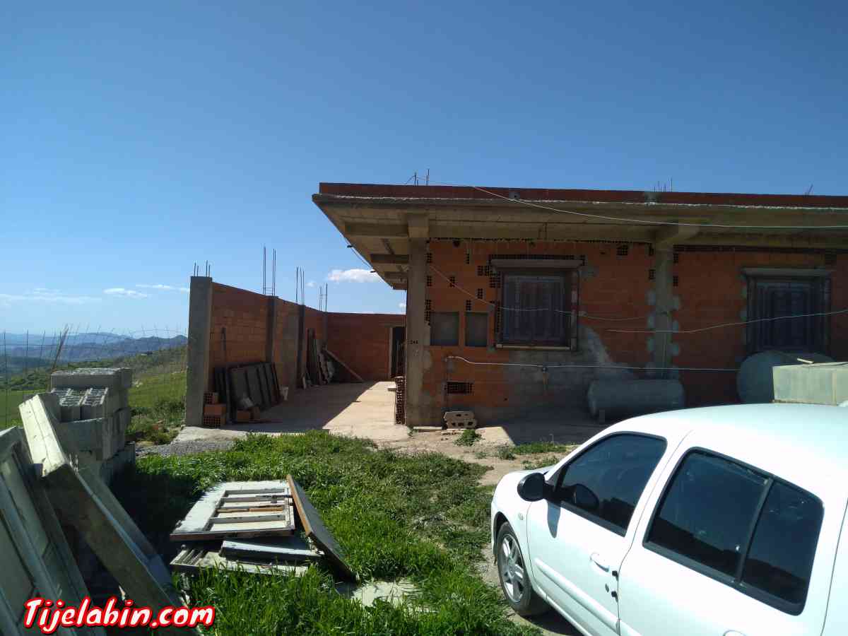 ارض2800م2 - Teniet En Nasr, Bordj Bou Arreridj - Tijelabin