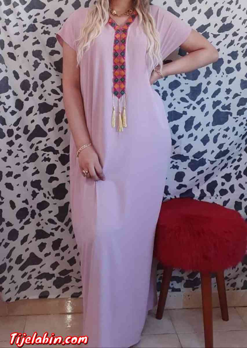 عباية حاجة شابة لي عيد يجوا ستوندار - Chlef, Chlef