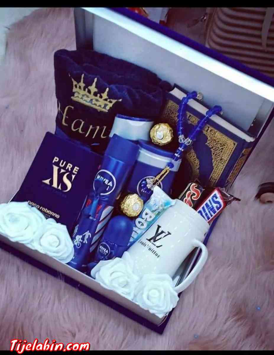 كادوات رجال ونساء