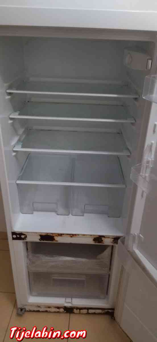 Frégidaire arthur martin très bon état 07/10 - Les Eucalyptus, Alger - Tijelabin