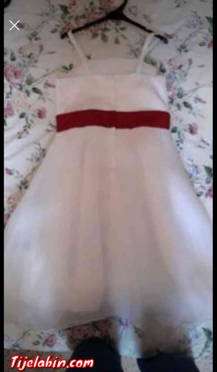 Robe jamais utilisé pour fille de 8ans - Birkhadem, Alger - Tijelabin