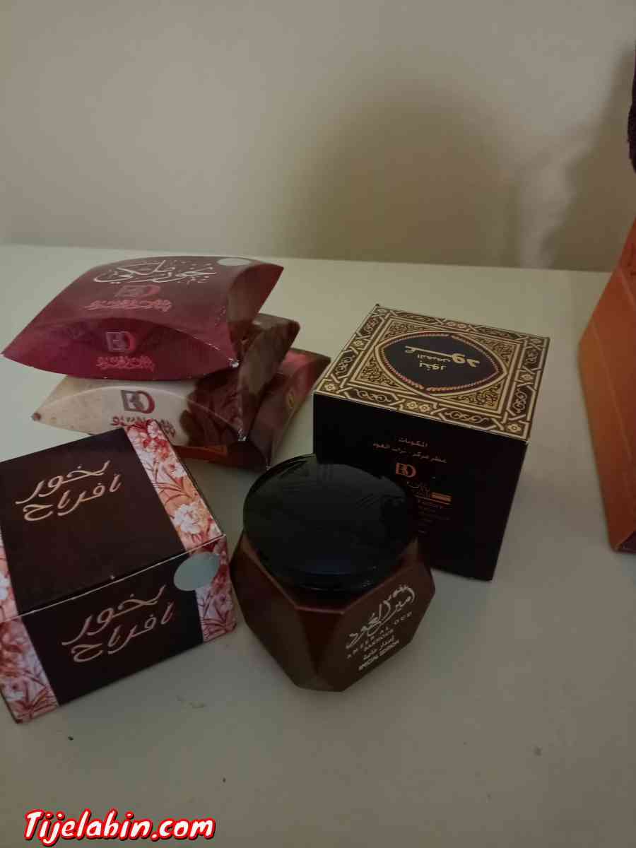 بخور وعطور أصلية من بنافع للعود سعودية - Bouzareah, Alger - Tijelabin