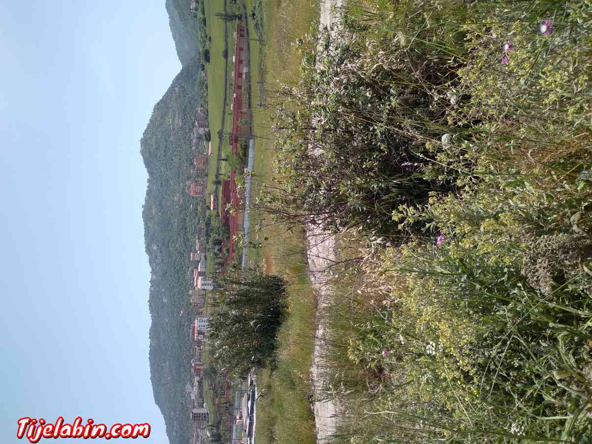 قطعة أرض للبيع صالحة للبناء متوفر غاز كهرباء وماء . - Abi Youcef, Tizi Ouzou - Tijelabin