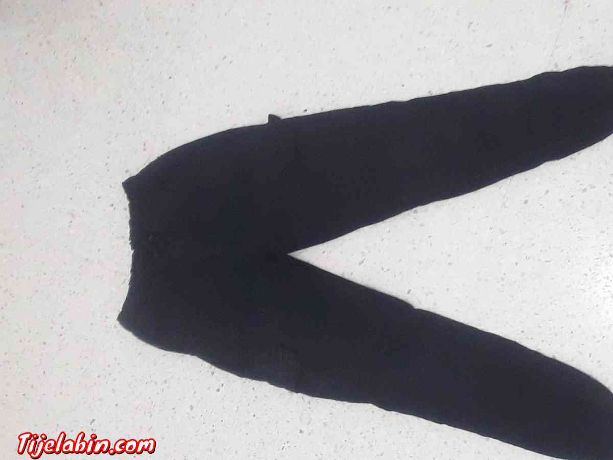 2 pantalon non porté - Zeralda, Alger - Tijelabin