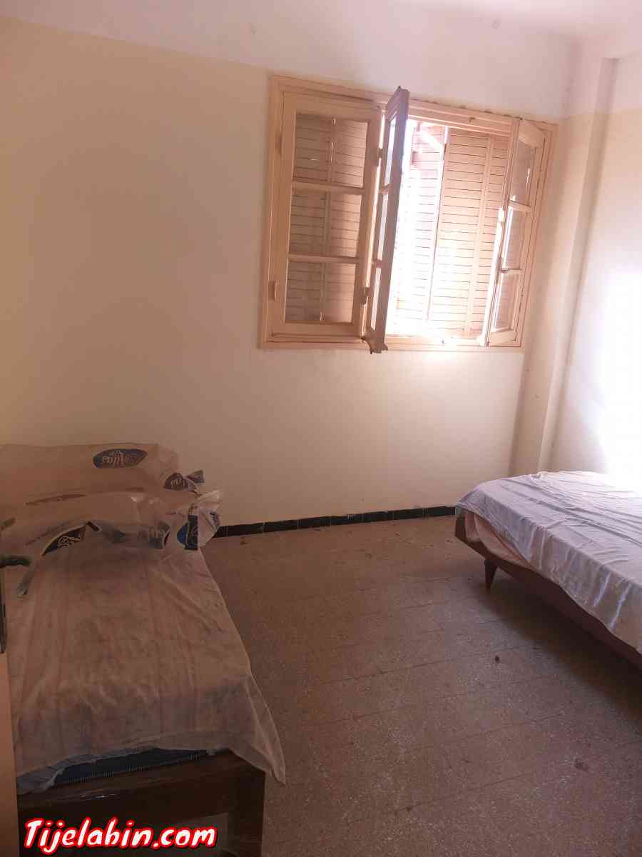 appartement f4 oran maraval radieus cité calme cité fermée - Oran, Oran - Tijelabin