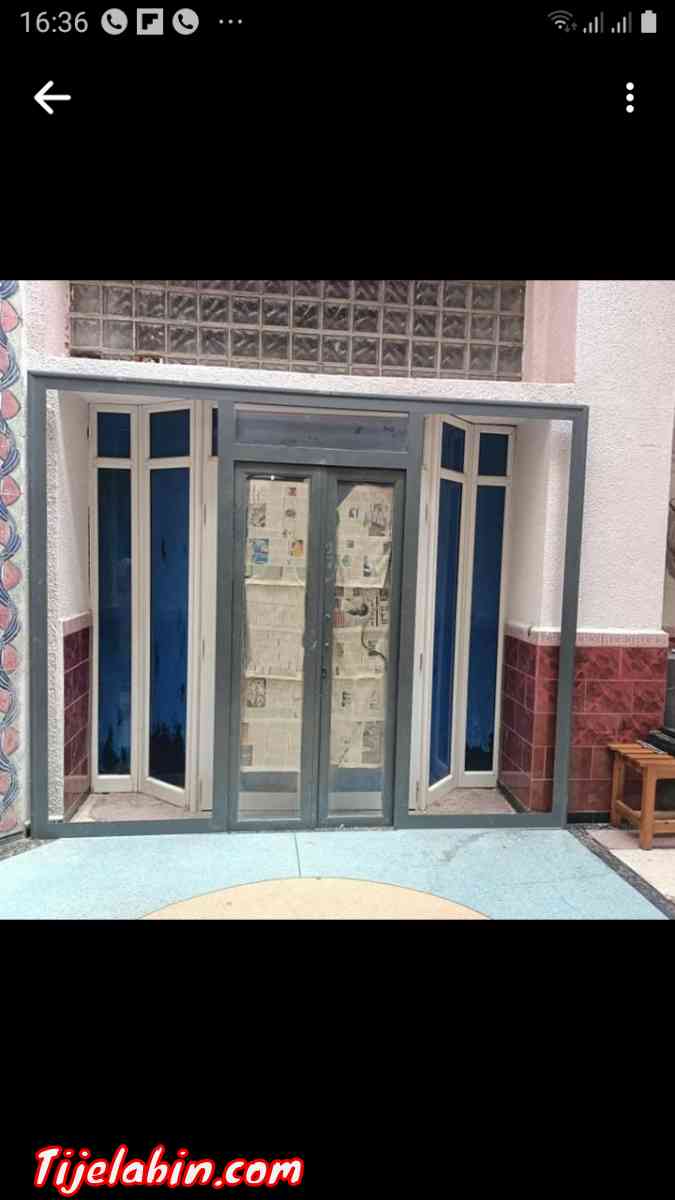 vitrine aluminium gris sourie