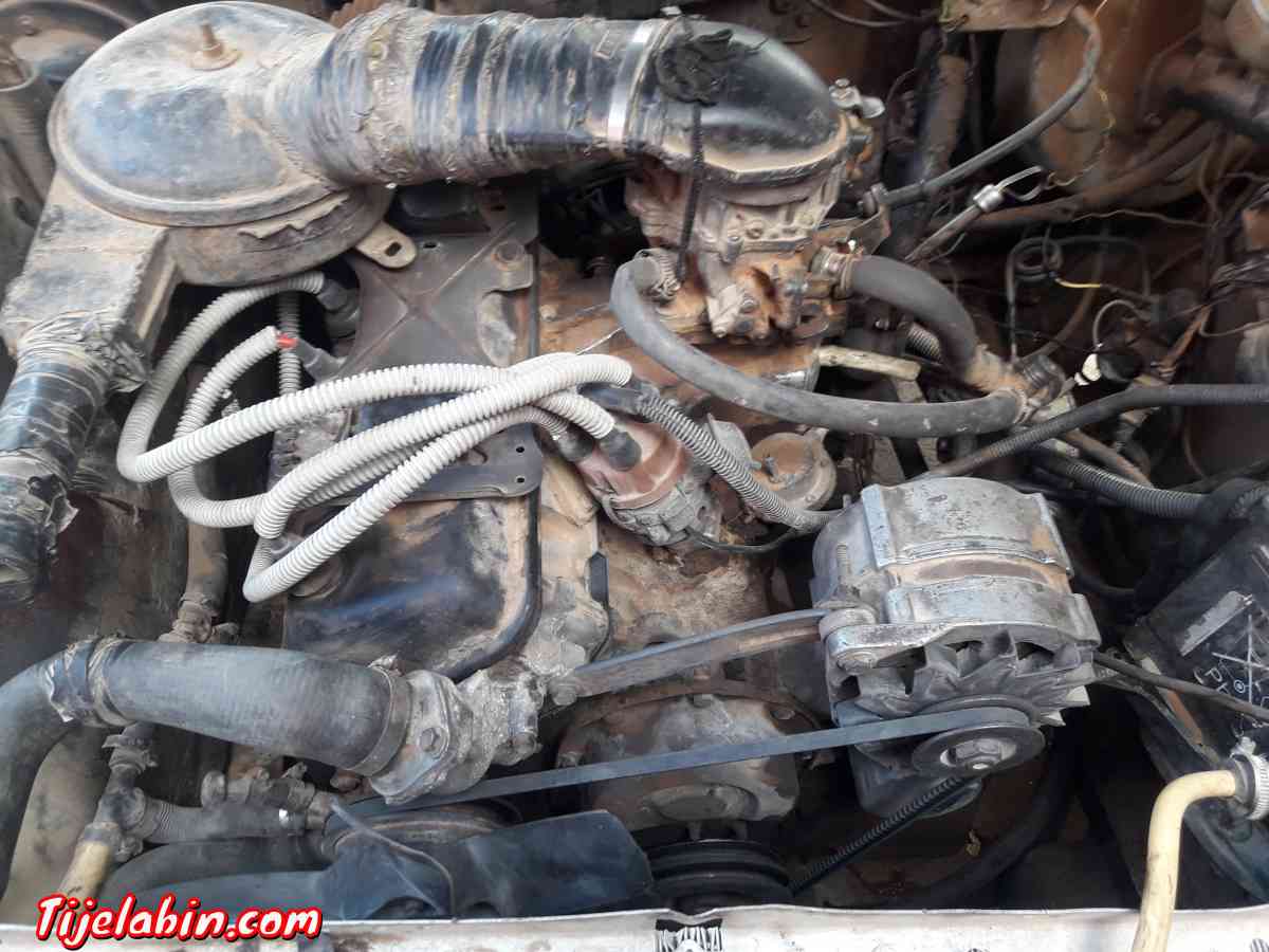 سيارت من نوع بيجو 505  محرك la 11 - Ain Kebira, Tlemcen - Tijelabin