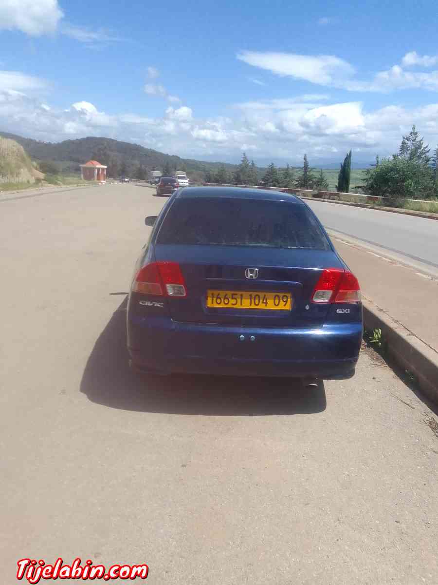 Honda civic - Menaceur, Tipaza - Tijelabin