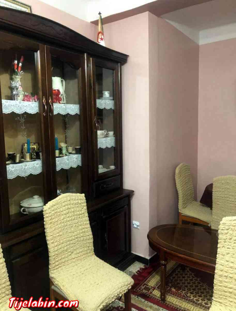 Appartement F3 jijel centre ville