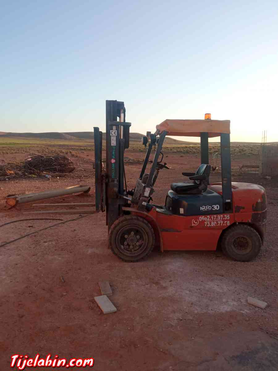 كلكلارك تيرسام 3طن،3.5متر 2016.لجاديتصل0671878497