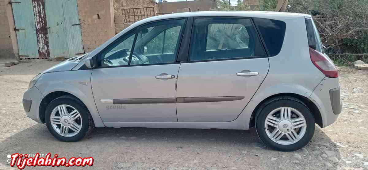 سيارة - Mtarfa, M'Sila - Tijelabin