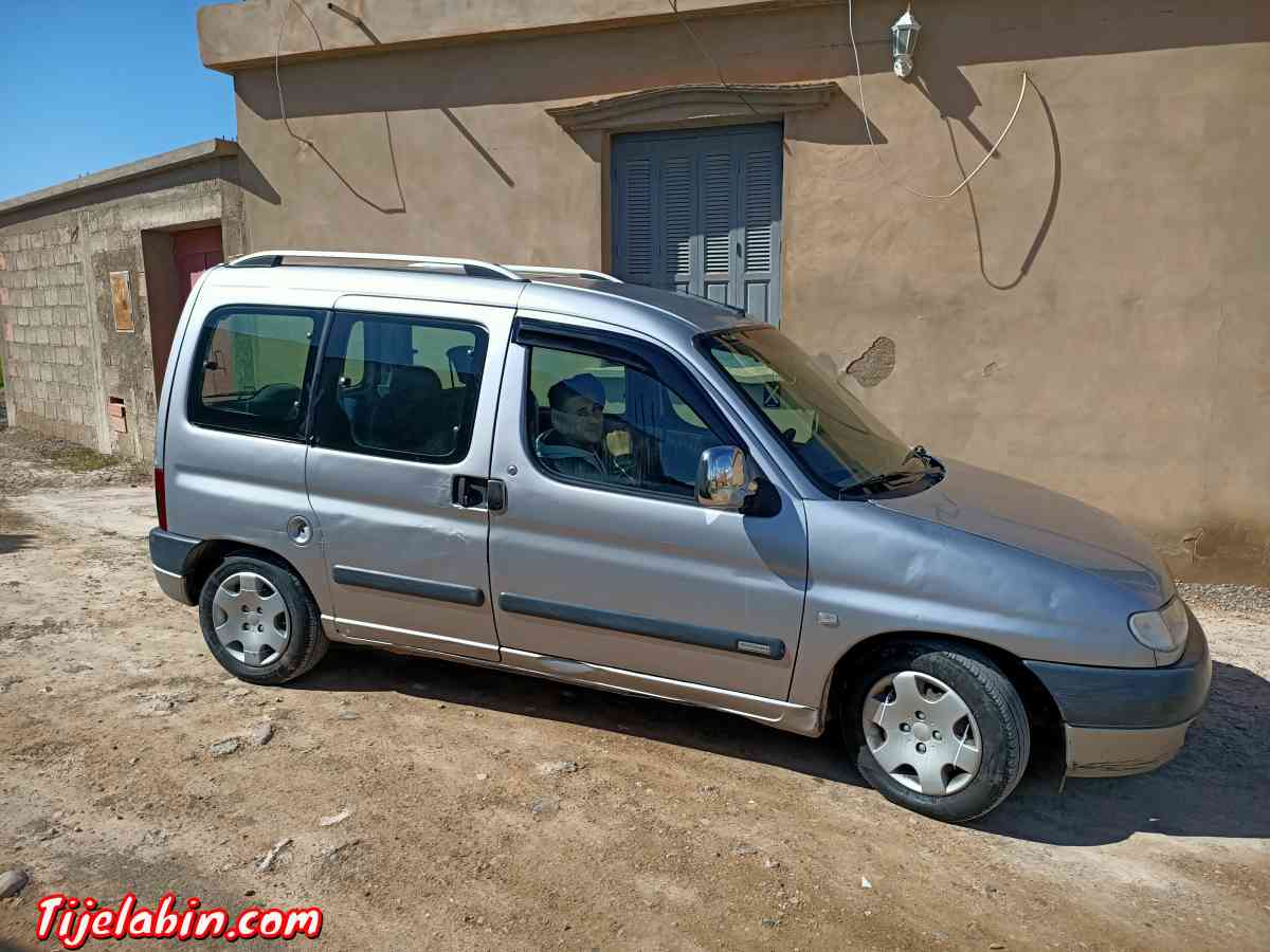 voitur - Ain Taghrout, Bordj Bou Arreridj - Tijelabin