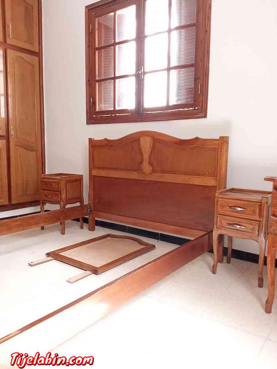 Chambre à coucher en bois hêtre - Alger Centre, Alger - Tijelabin