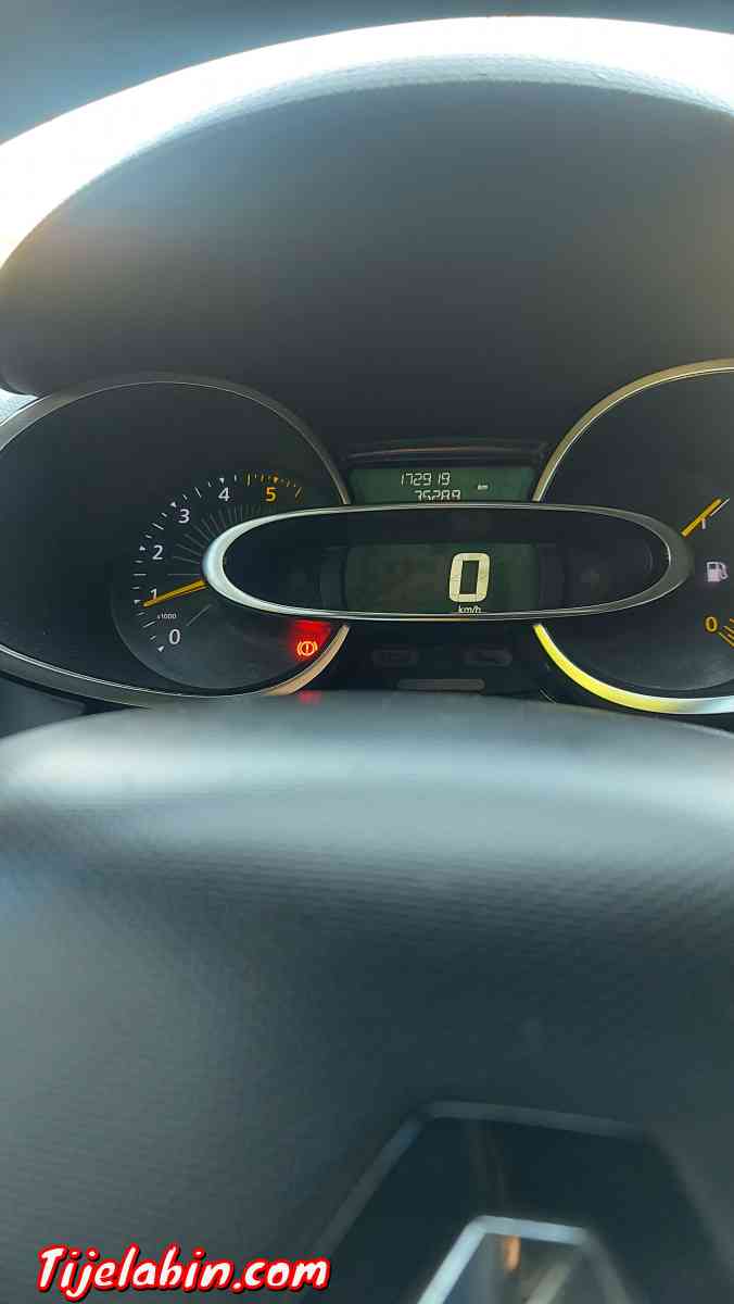 voiture - Bouzareah, Alger - Tijelabin