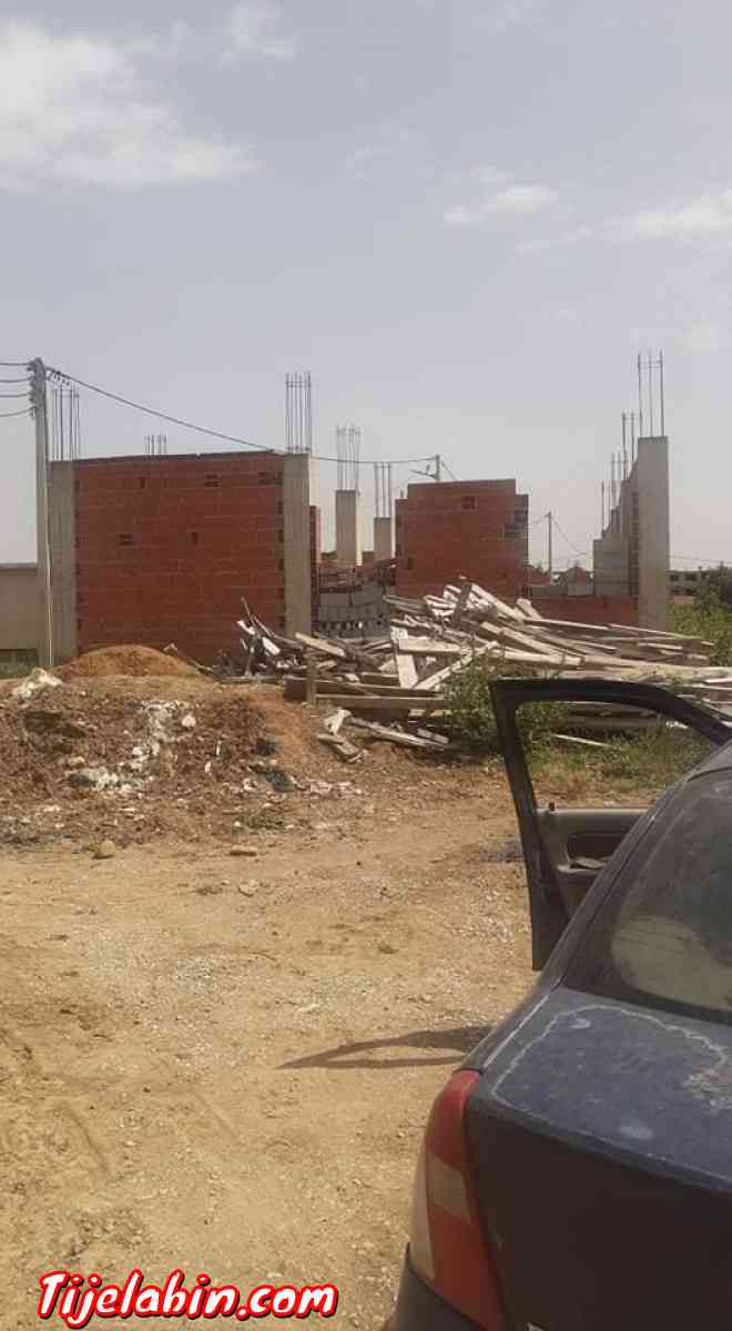 توجد قطعة ارظ للبيع فيها 3أرات أر اونص مبني ولباقي ليبري ايع - Adekar, Béjaïa - Tijelabin