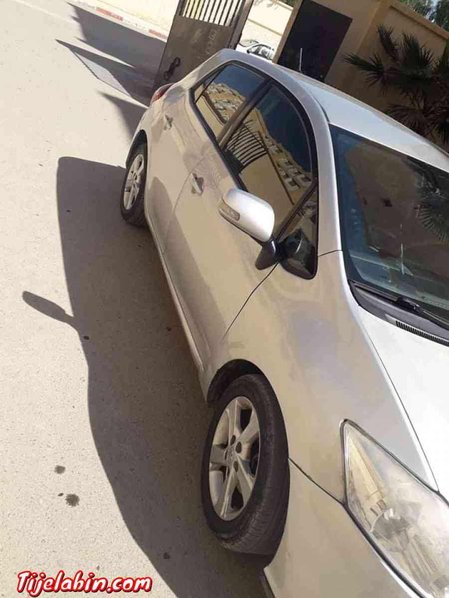 2011سيارة أوريس - Batna, Batna - Tijelabin