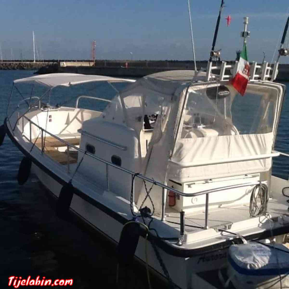 bateau touristique - Adekar, Béjaïa - Tijelabin