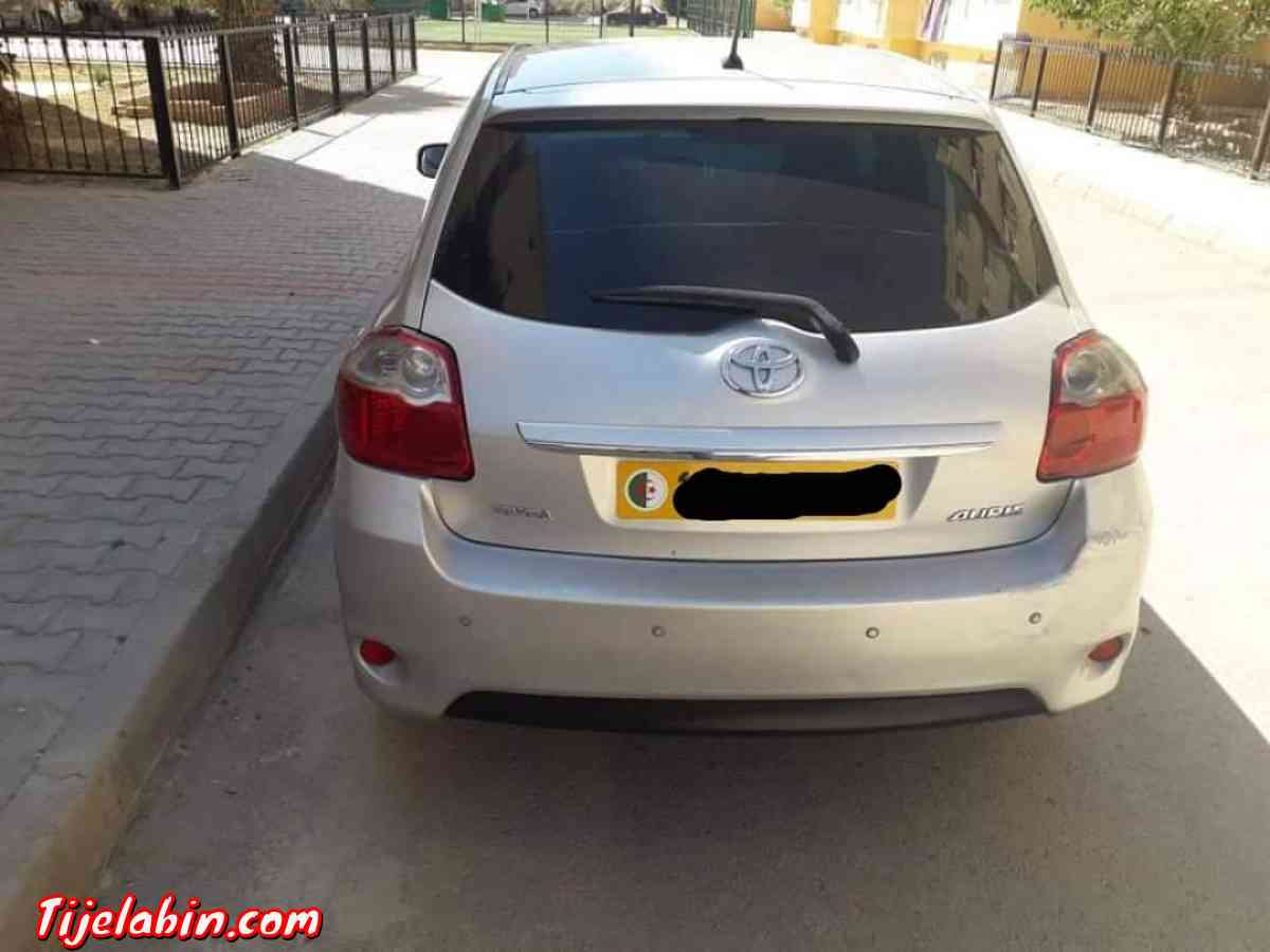 2011سيارة أوريس - Batna, Batna - Tijelabin