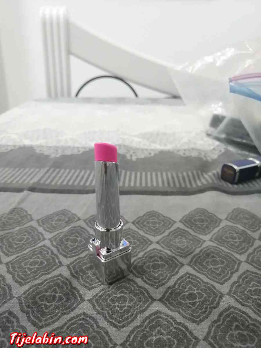 rouges à lèvres Maybelline - Bab Azzouar, Alger - Tijelabin